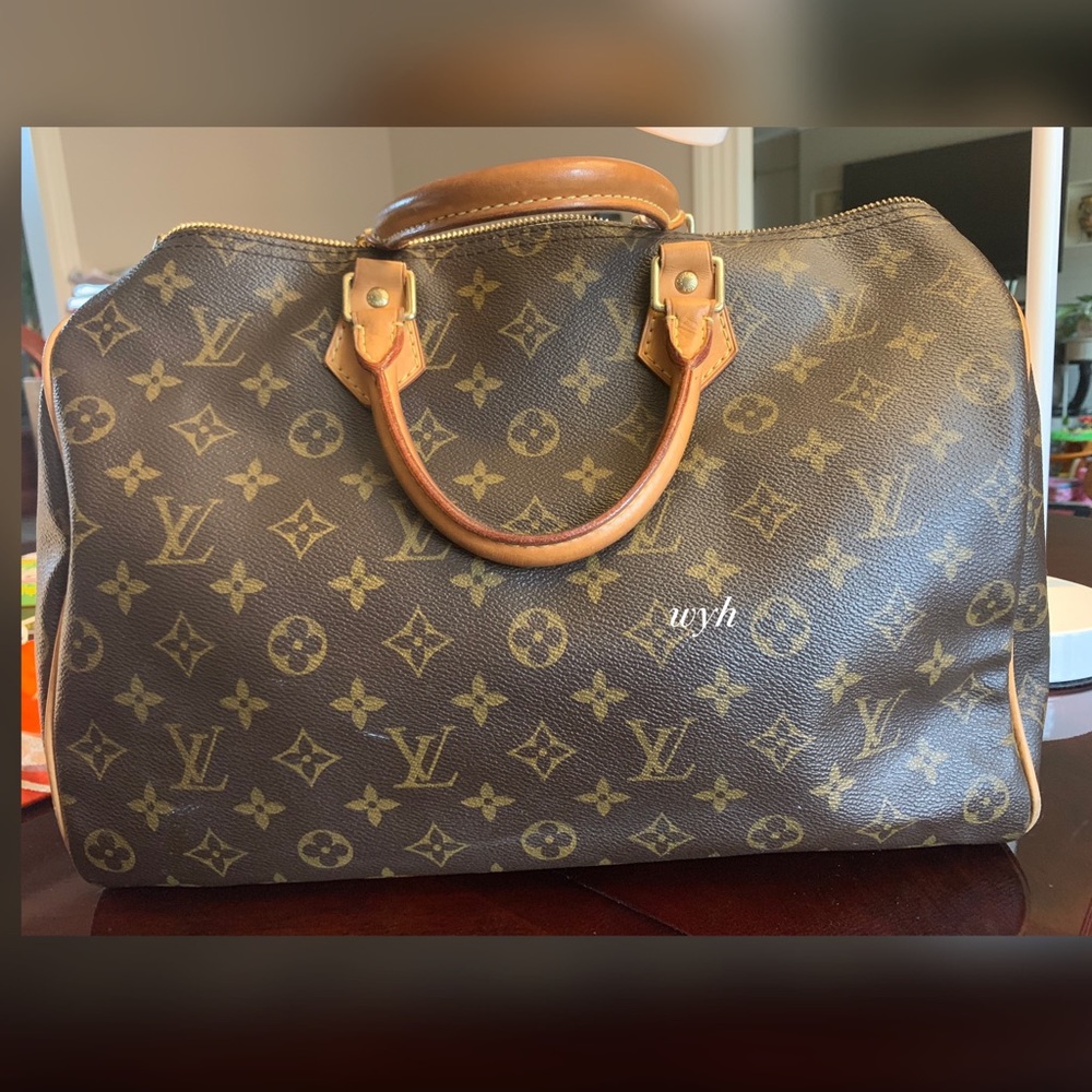 Authentic Louis Vuitton Speedy 35 Great Condition